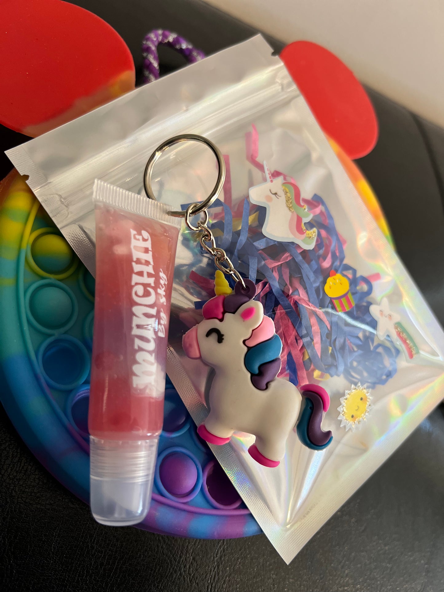 MUNCHIE KEYCHAIN LIP GLOSS